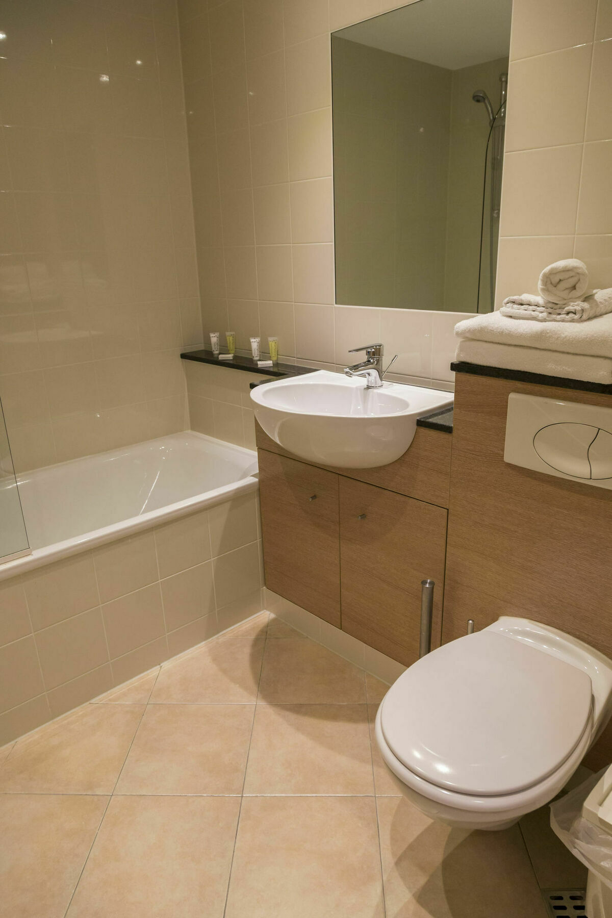 Five Lamps Suites Dublin Bagian luar foto